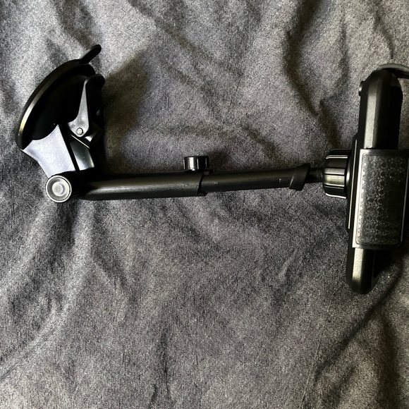 Cell phone holder for vehicle - Picture 1 of 9